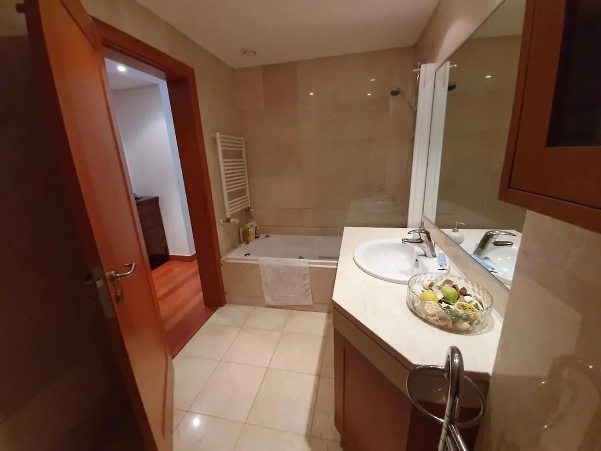 T1 Sea & Pool Apartment Caxias