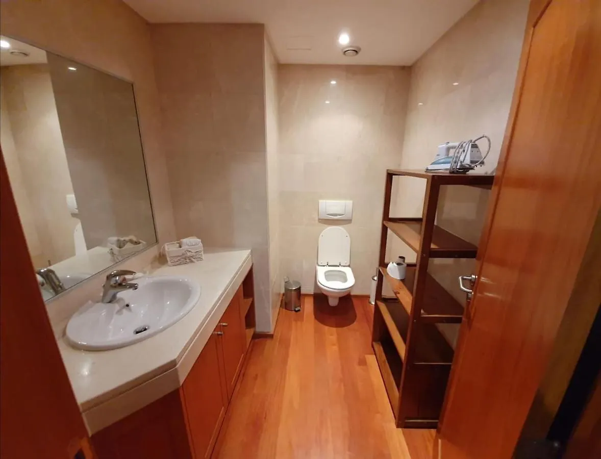 T1 Sea & Pool Apartment Caxias