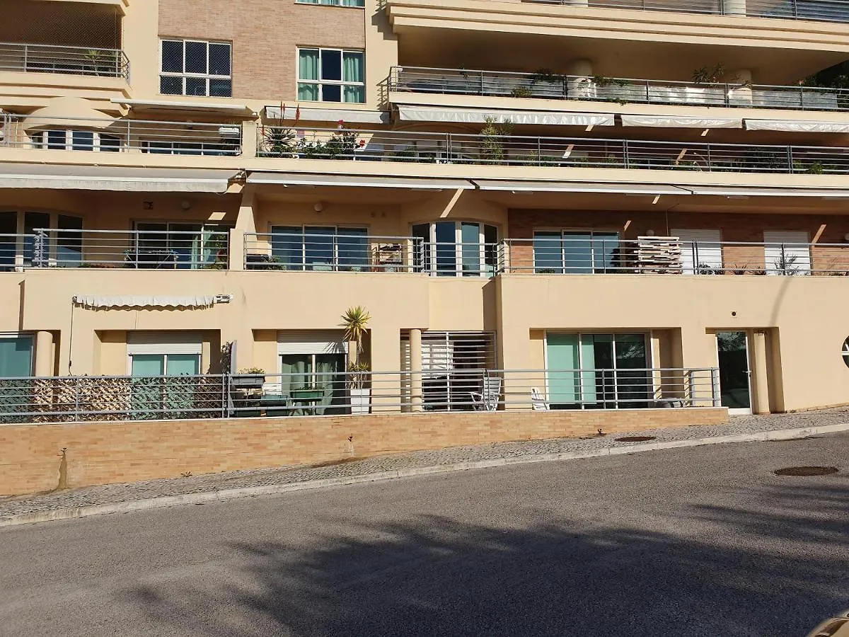 T1 Sea & Pool Apartment Caxias